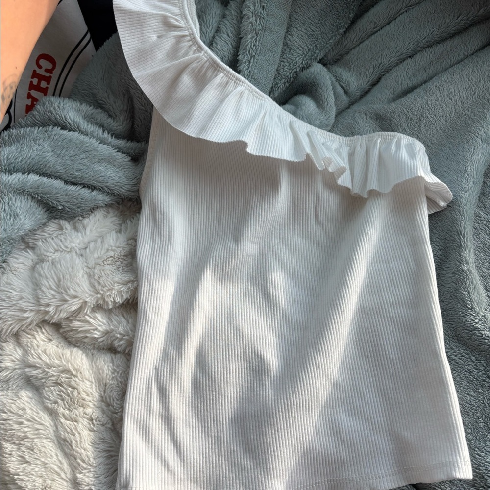 Elegant White Ruffled One-Shoulder Top